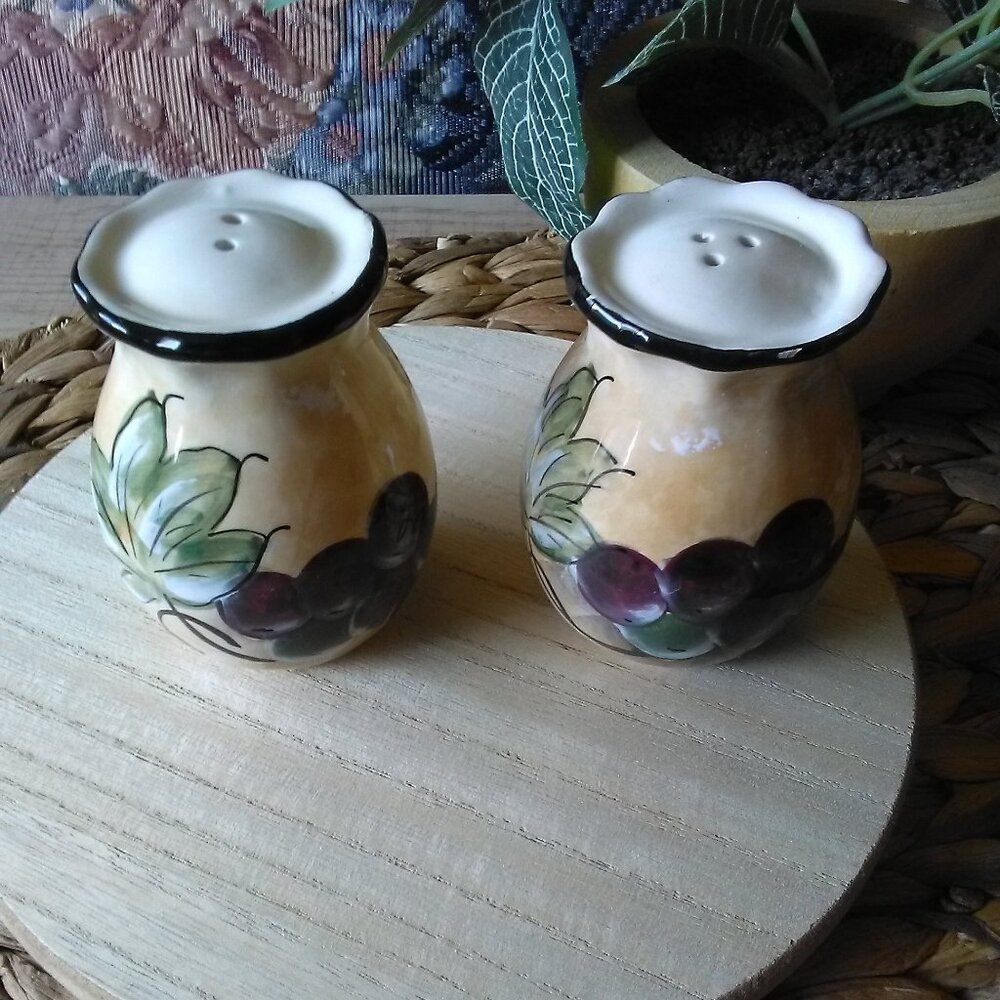 Vintage TUSCAN Inspiration Ceramic Salt and Pepper Shakers